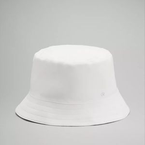 NWOT Lululemon Reversible Bucket Hat